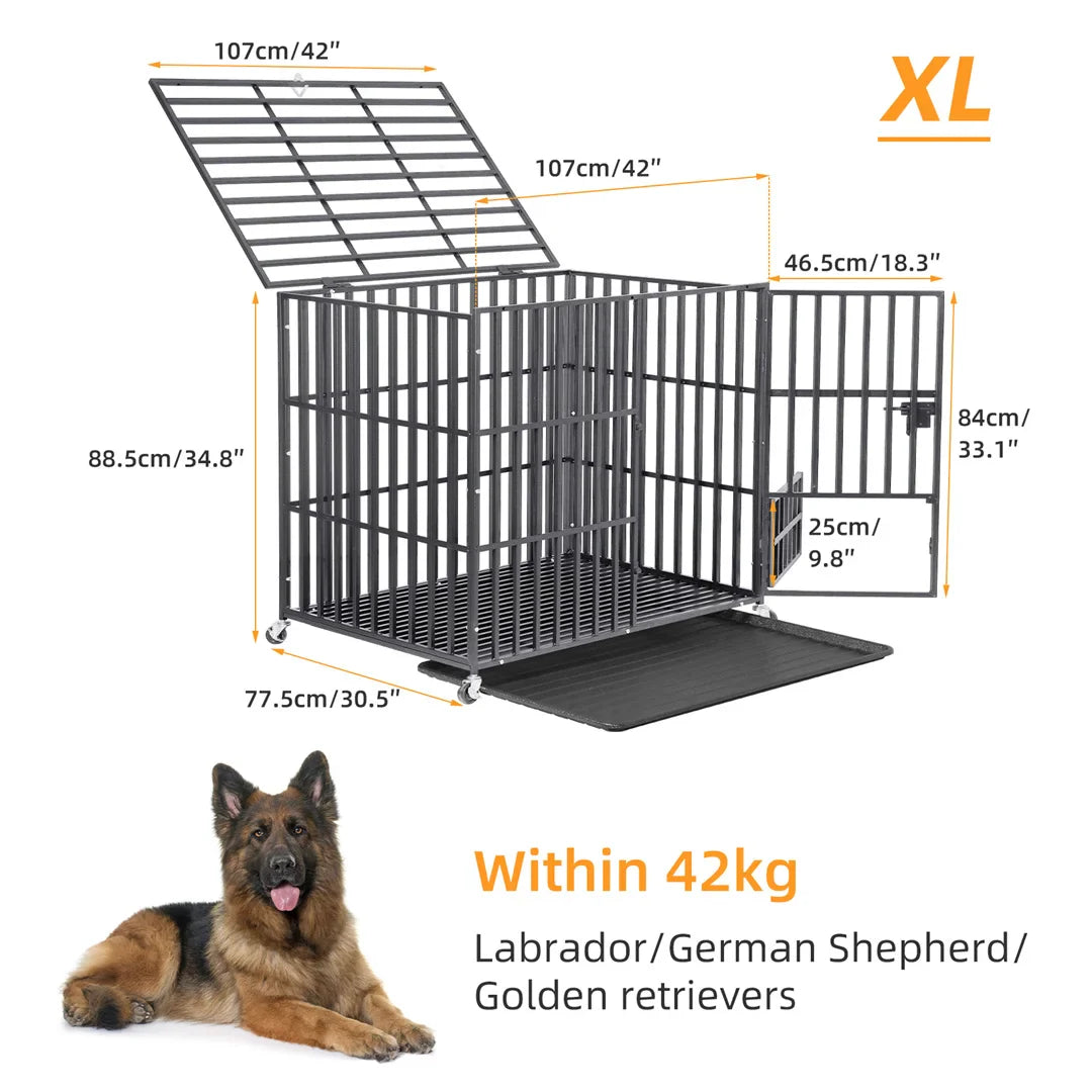 Mobile Heavy Duty Metal Dog Crate – interior view